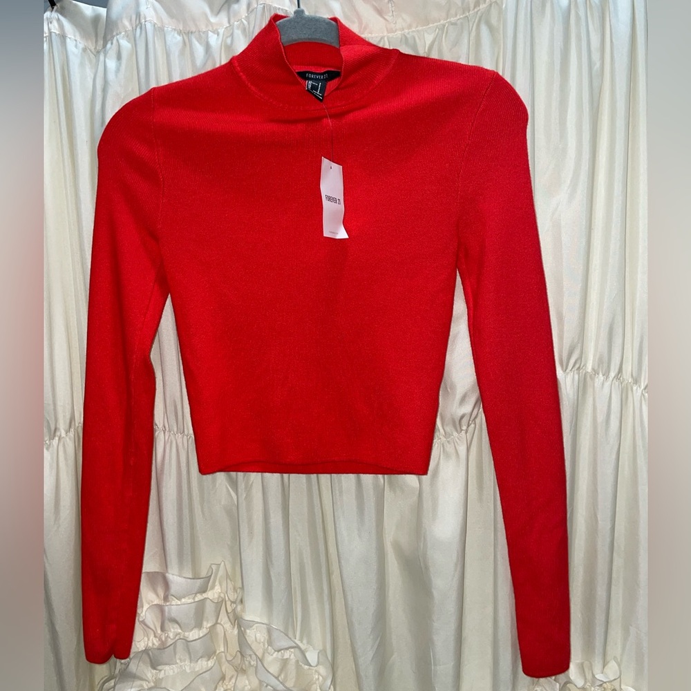 Forever 21 Red Turtleneck Long Sleeve Top. New with tags. Women’s size small.